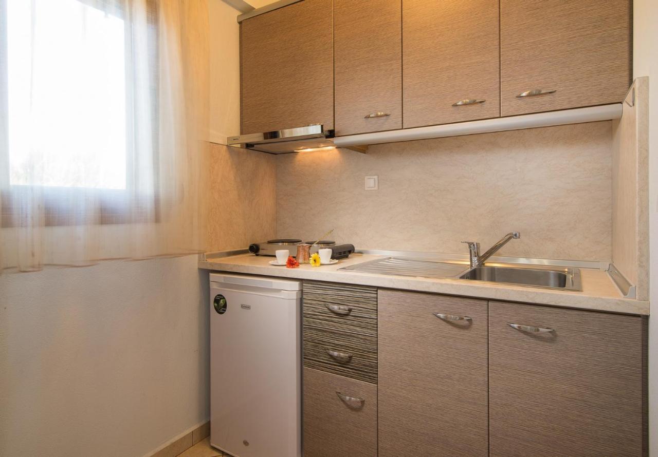 Appartement Rodon Garden à Sarti Extérieur photo